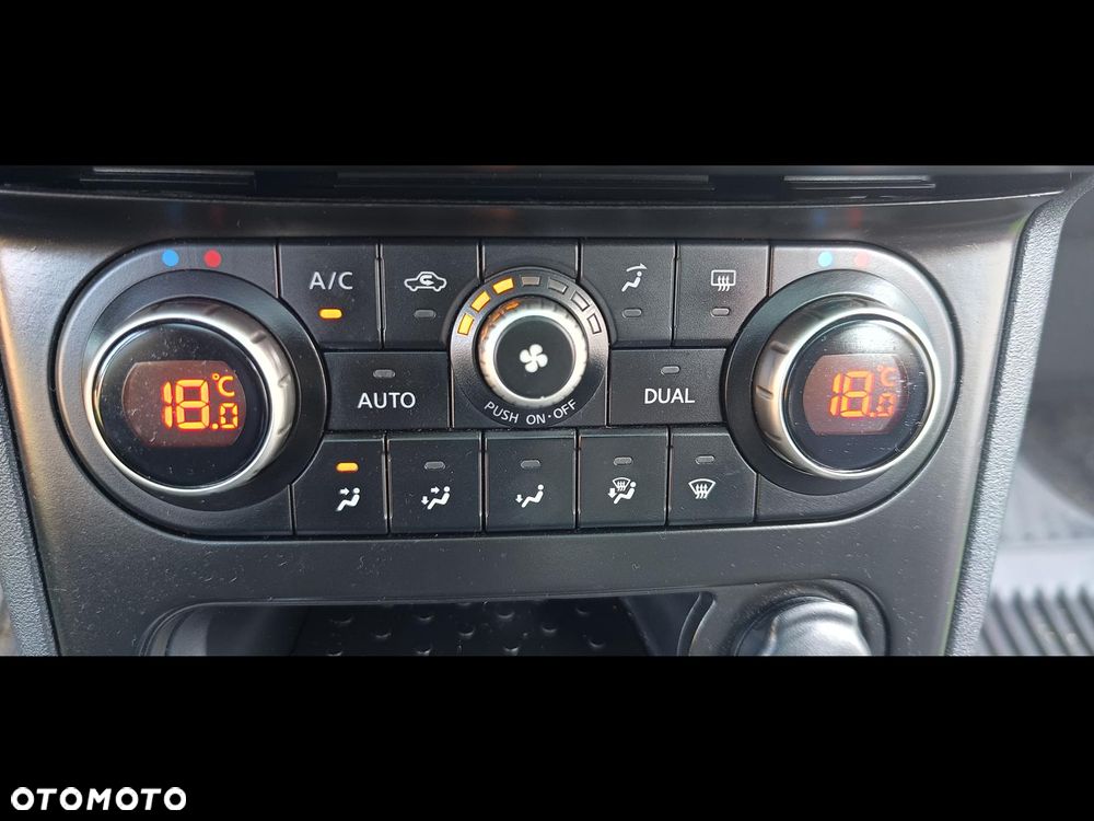 Nissan Qashqai 2.0 360 - 16