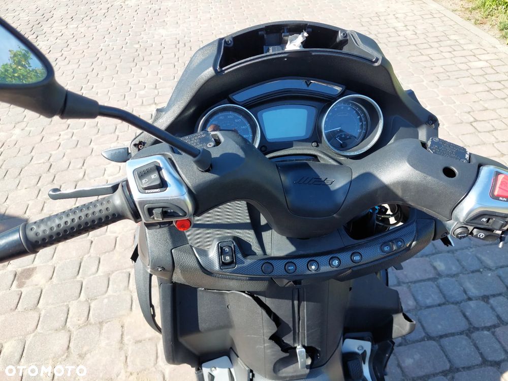 Piaggio MP-3 - 9