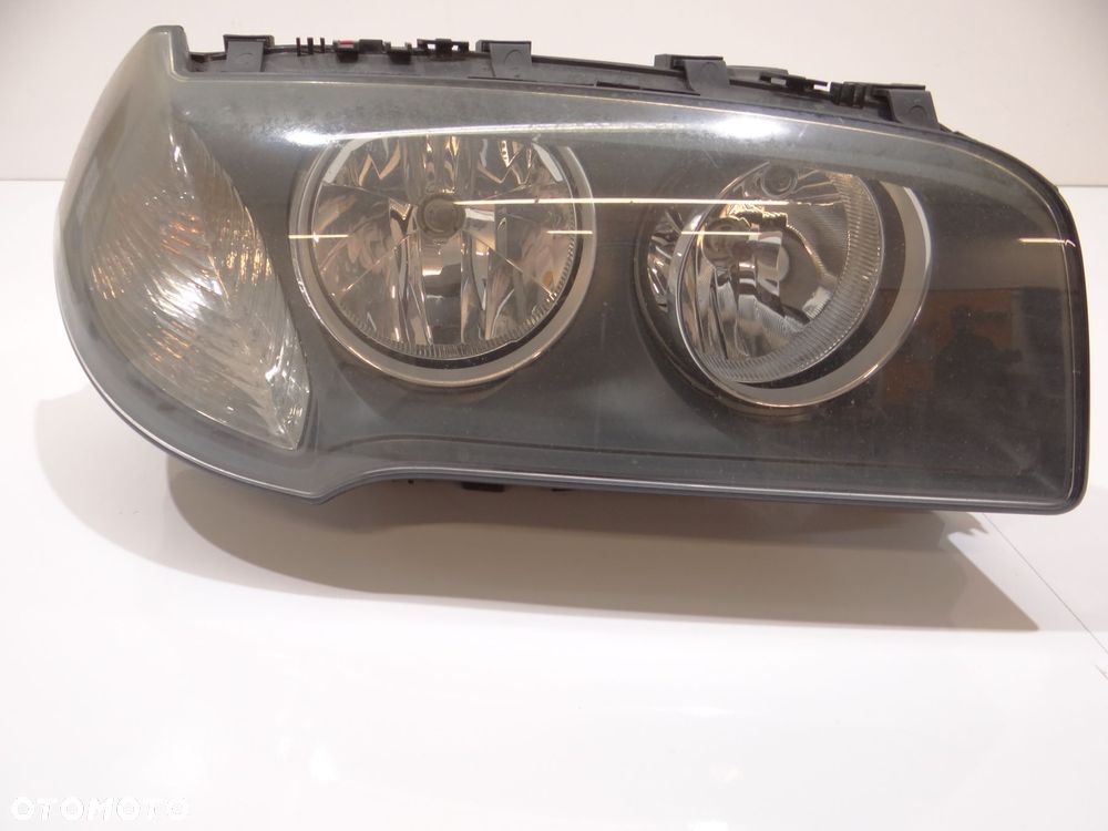 BMW X3 E83 LCI LAMPA PRAWA PRZEDNIA 7162196