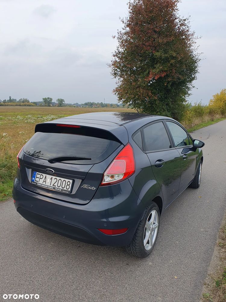 Ford Fiesta - 9
