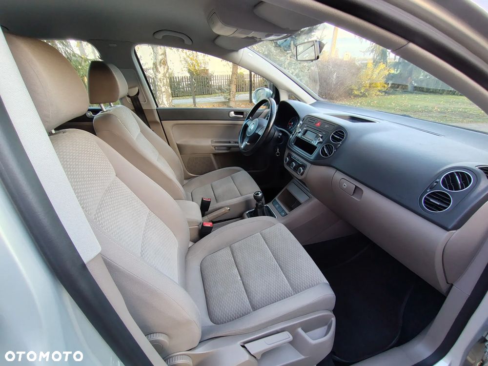 Volkswagen Golf Plus 1.6 Comfortline - 16