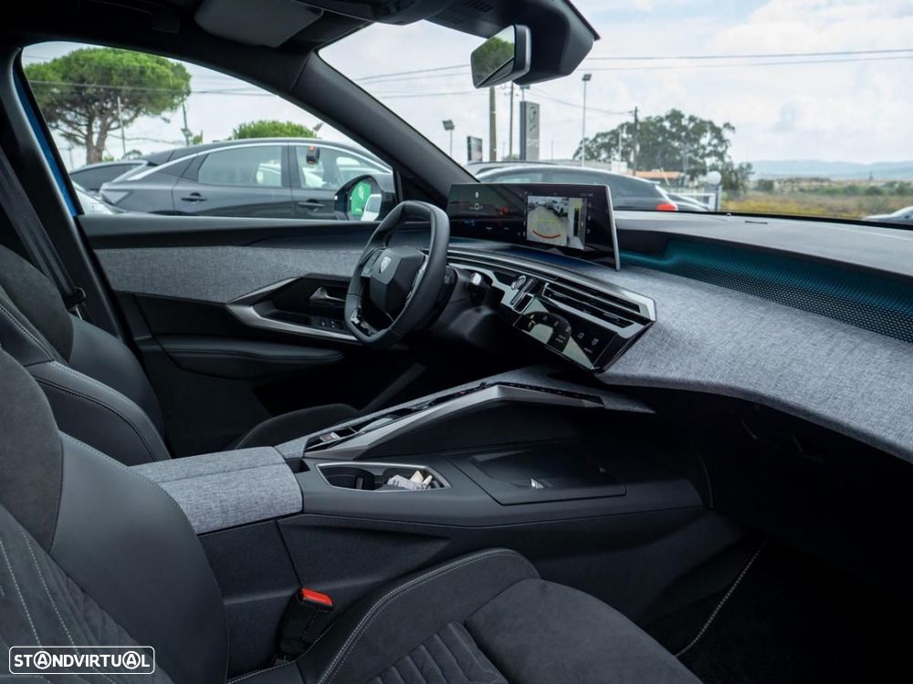 Peugeot E-3008 73 kWh GT - 19