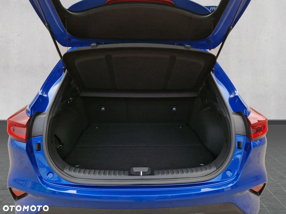 Kia XCeed - 16
