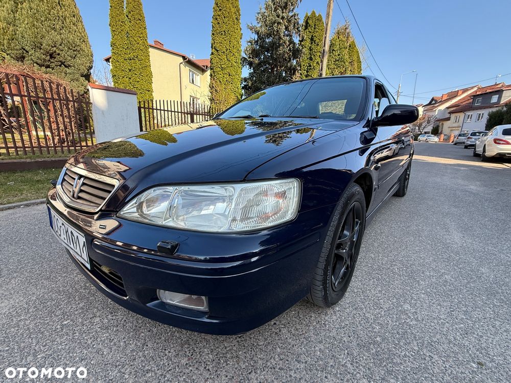 Honda Accord 1.8i LS - 12