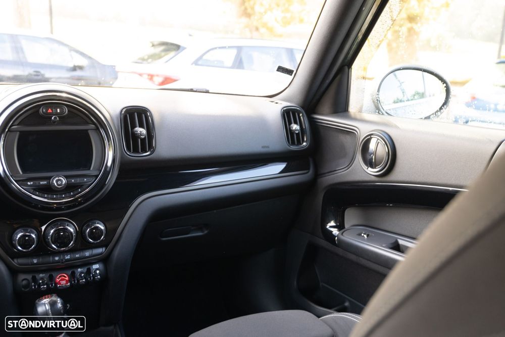 MINI Countryman One D - 13