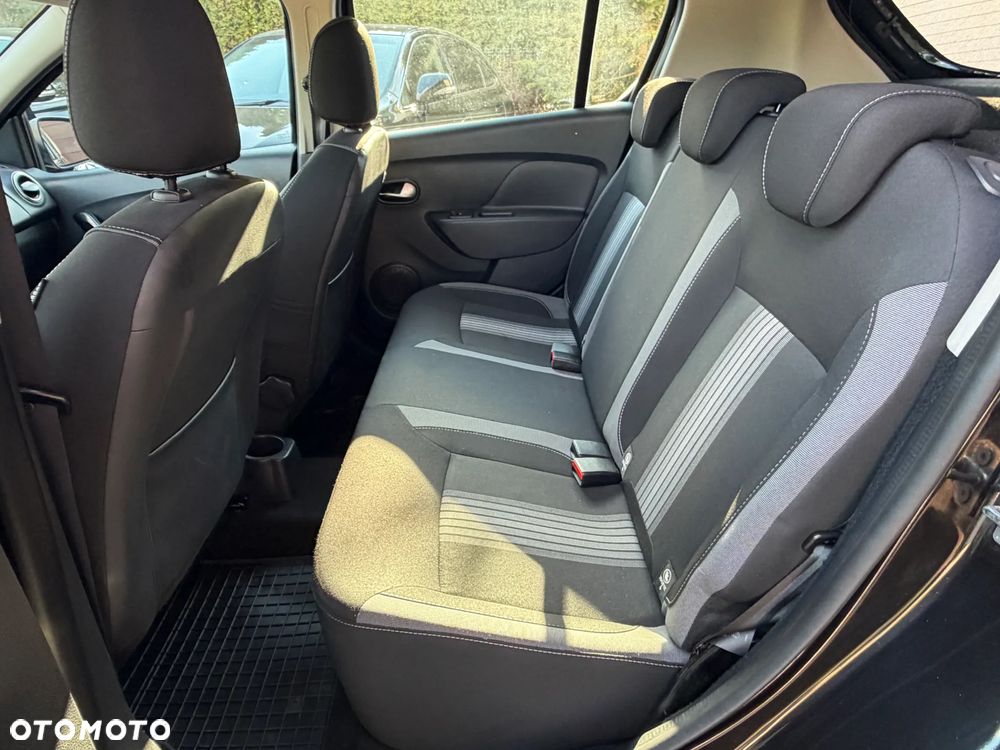 Dacia Sandero Stepway TCe 90 (S&S) Celebration - 15