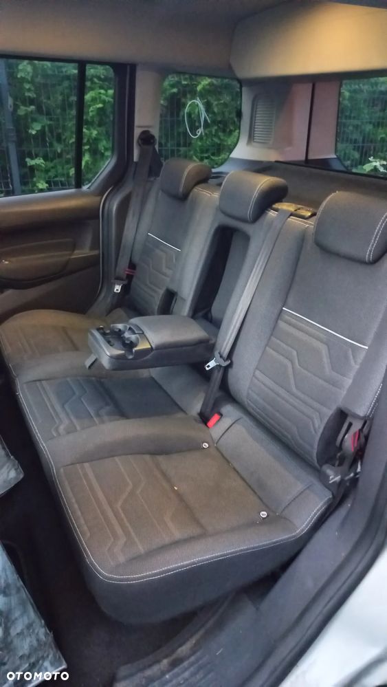 Ford Tourneo Connect Gr 1.5 TDCi Titanium - 9