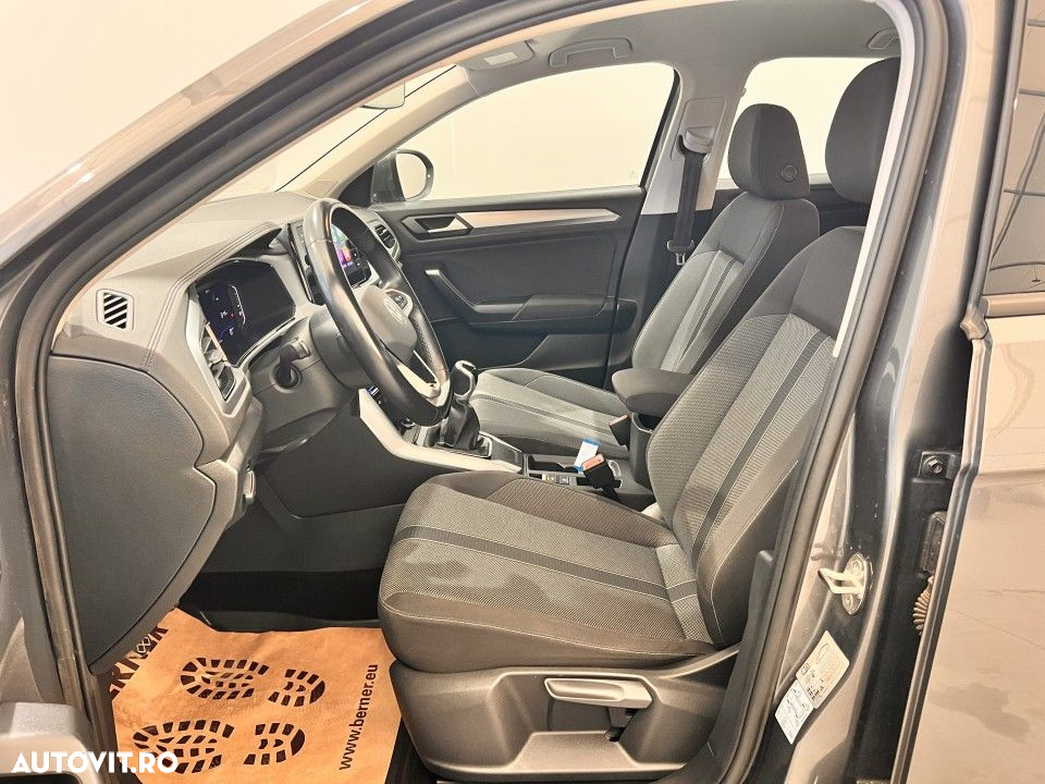 Volkswagen T-ROC - 9