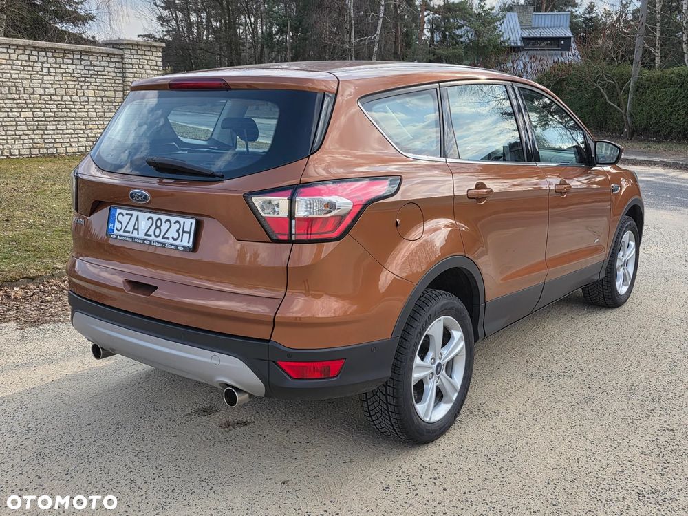 Ford Kuga 2.0 TDCi AWD Titanium - 2