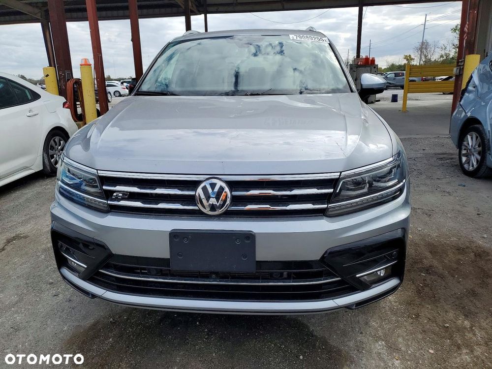 Volkswagen Tiguan - 2
