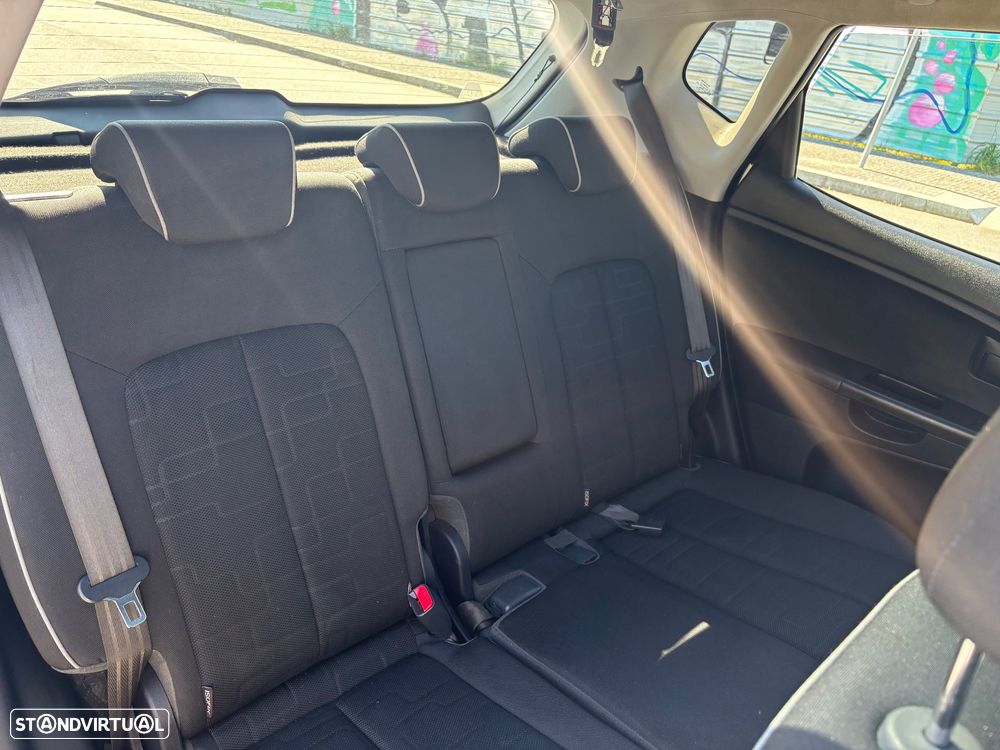 Kia Venga 1.4 CRDi TX ISG - 10