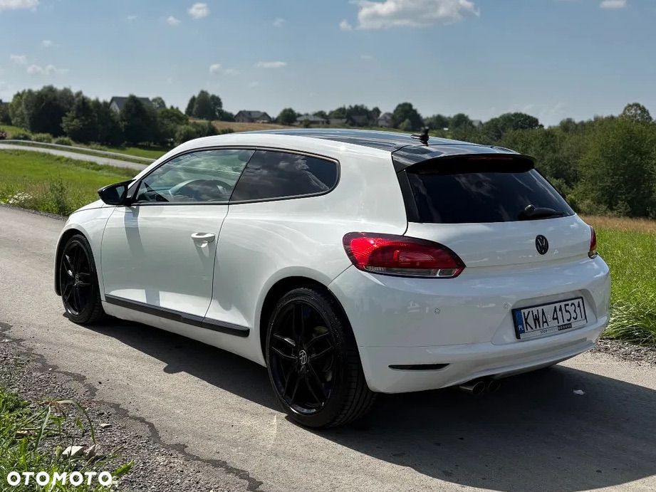 Volkswagen Scirocco 2.0 TDI DSG - 7