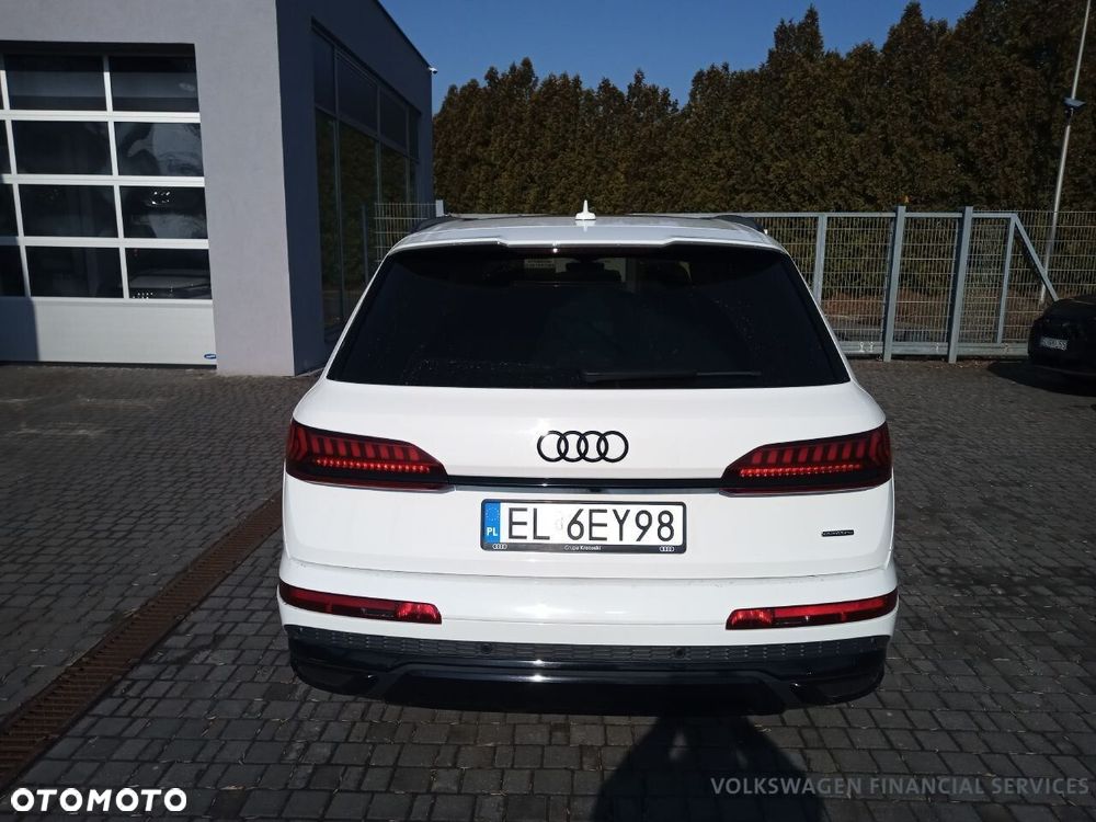 Audi Q7 - 7