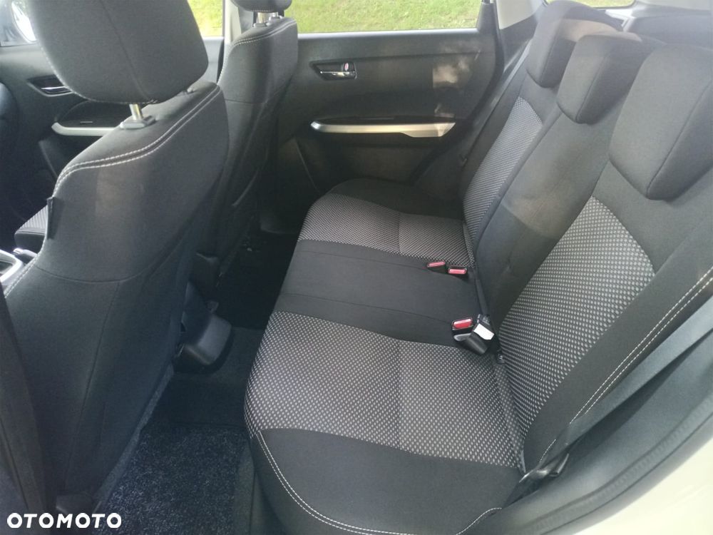 Suzuki Vitara 1.6 (4x4) Allgrip Comfort+ - 16