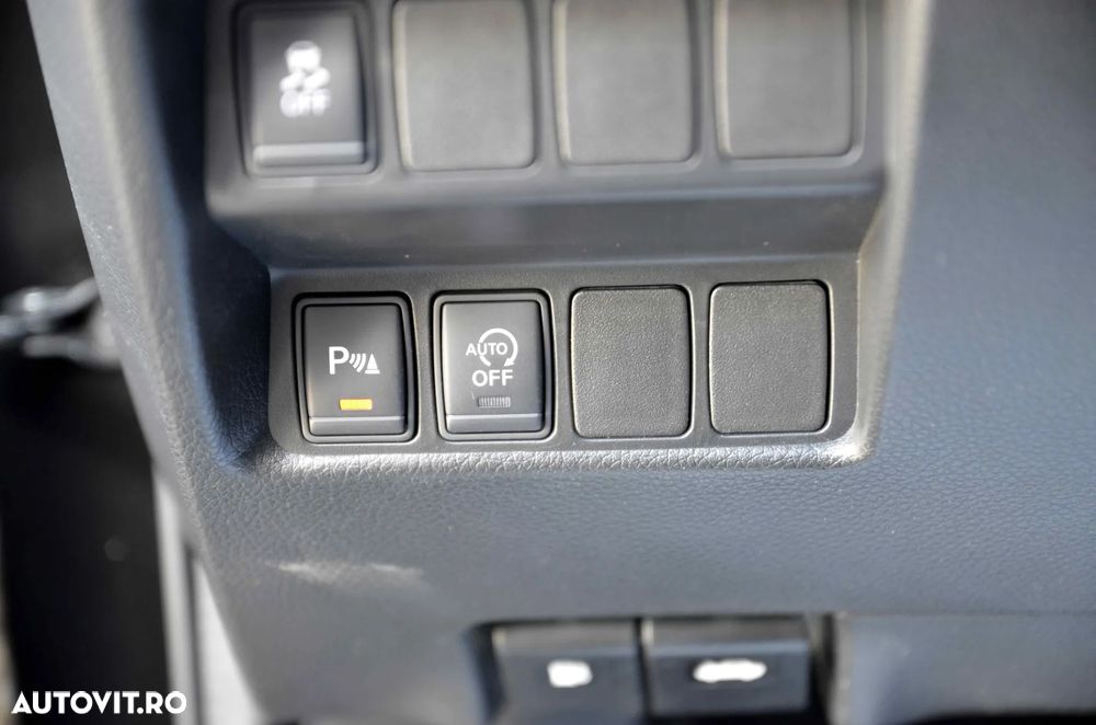 Nissan Qashqai 1.6 DCI TEKNA+ - 17