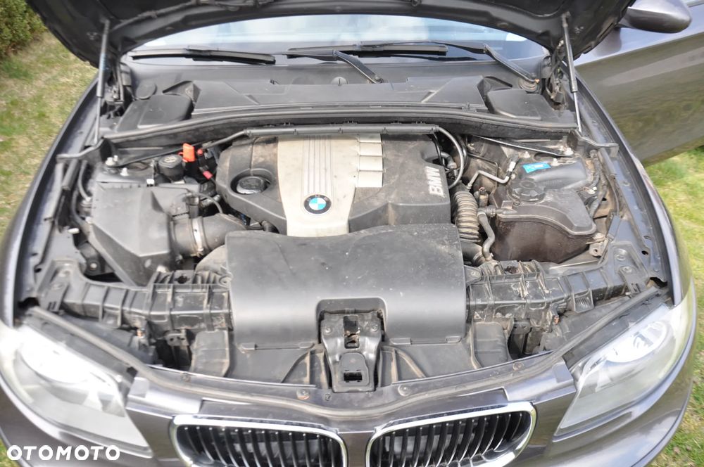 BMW Seria 1 118d - 28