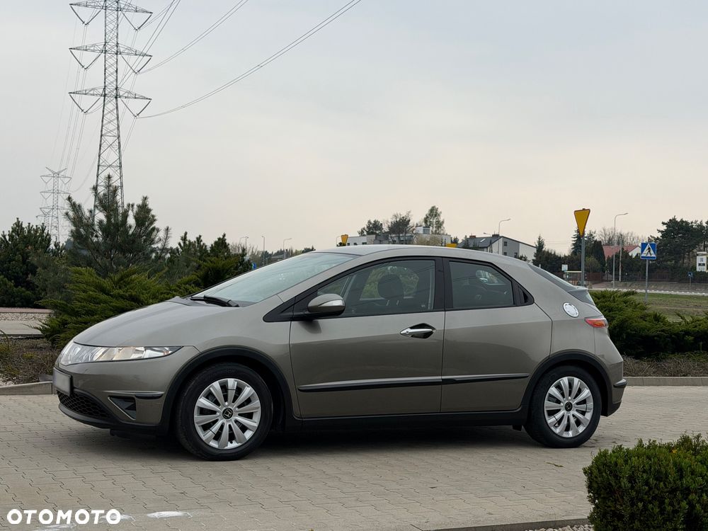 Honda Civic 1.4 Base - 6