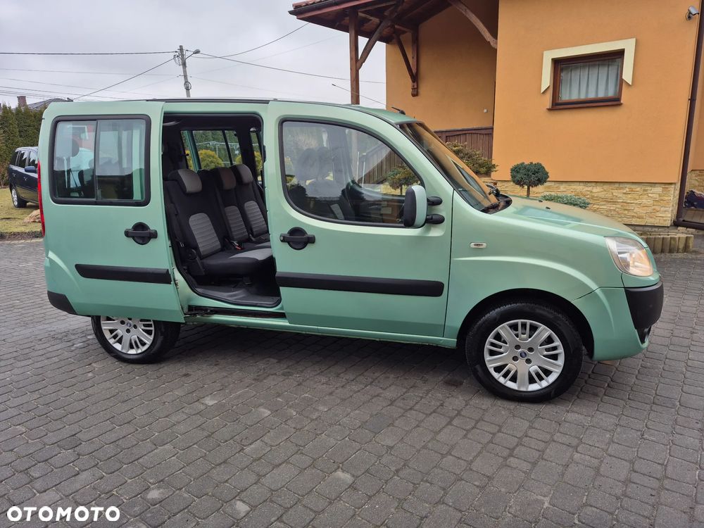 Fiat Doblo 1.3 JTD Family Premius - 17