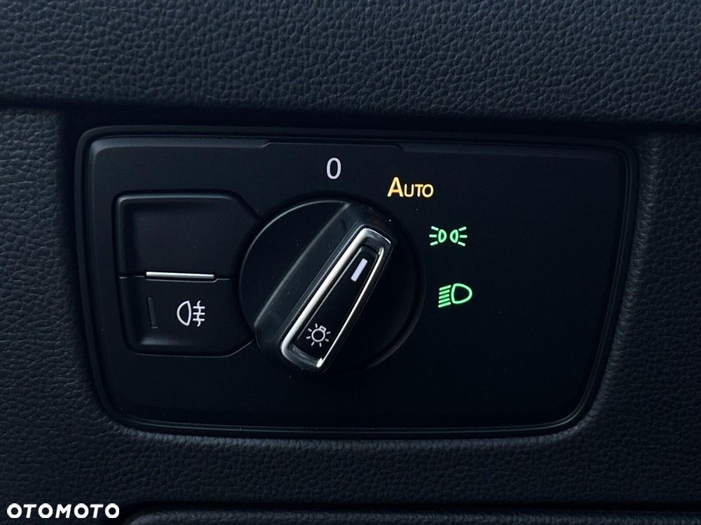 Volkswagen Passat 1.5 TSI EVO Business DSG - 24