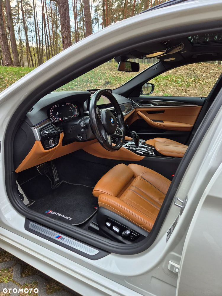 BMW Seria 5 520d mHEV M Sport sport - 29