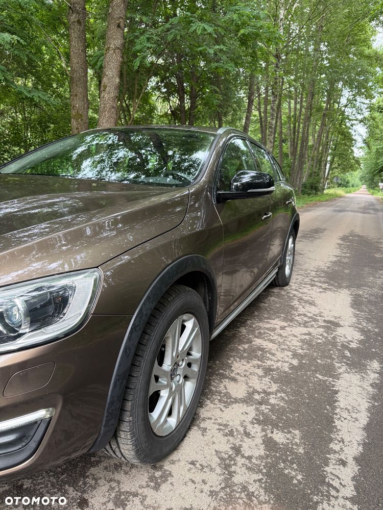 Volvo V60 Cross Country - 5