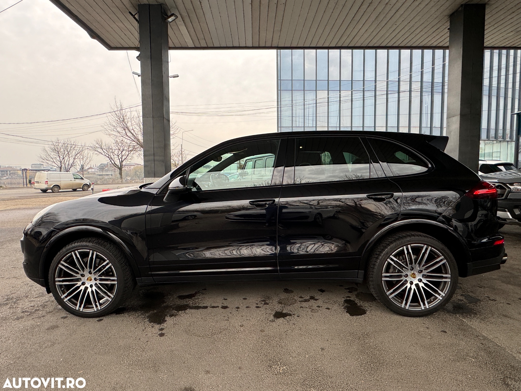 Porsche Cayenne Diesel Platinum Edition - 8
