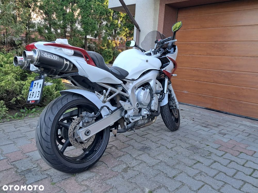 Yamaha FZ6 - 3
