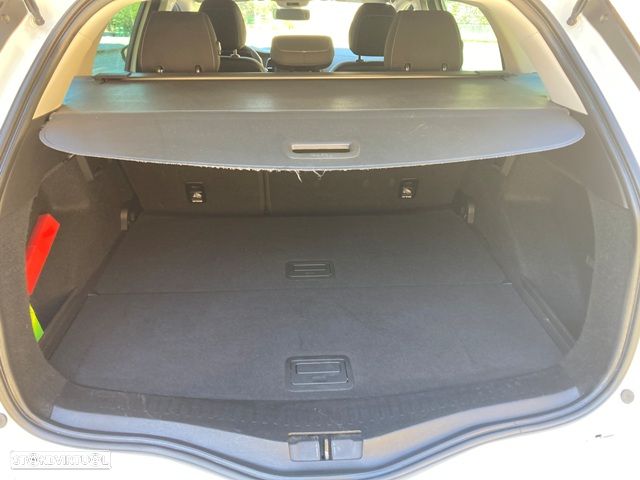 Renault Mégane Sport Tourer 1.3 TCe Limited - 30