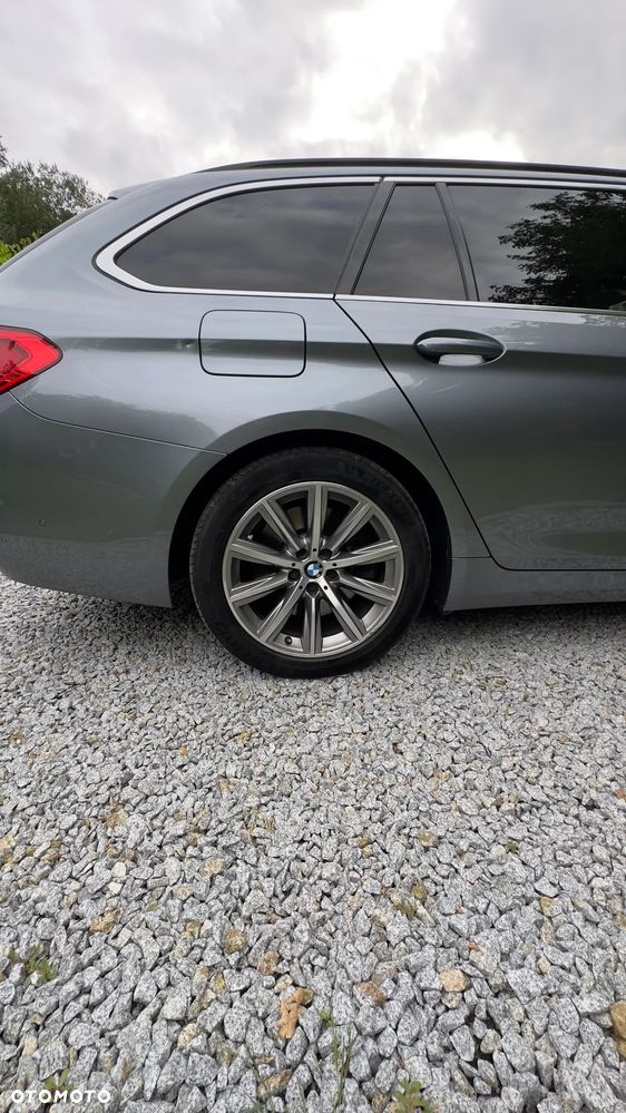 BMW Seria 5 530d xDrive Luxury Line - 12