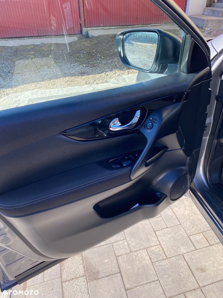 Nissan Qashqai 1.6 DIG-T 360 - 6