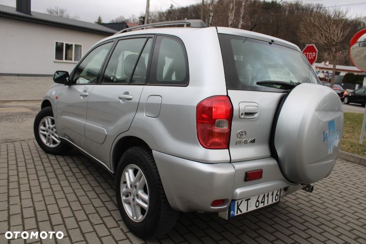 Toyota RAV4 - 2