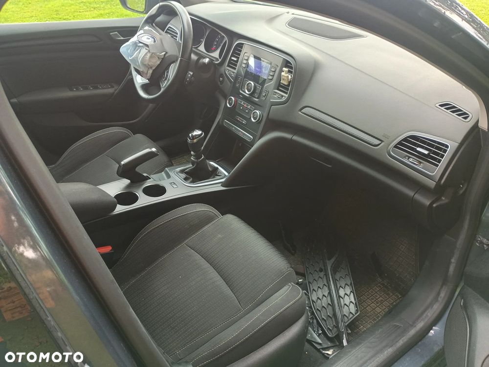 Renault Megane 1.3 TCe FAP Intens - 7