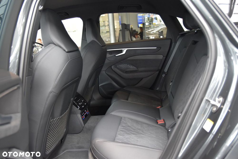 Audi A6 Limousine - 11