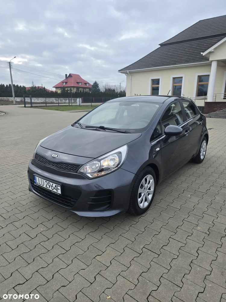 Kia Rio 1.2 Dream Team Edition - 4