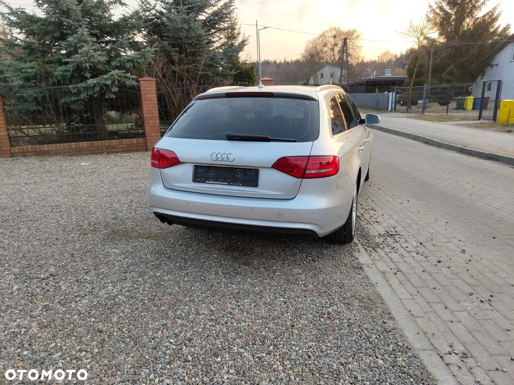 Audi A4 Avant 2.0 TDI - 19