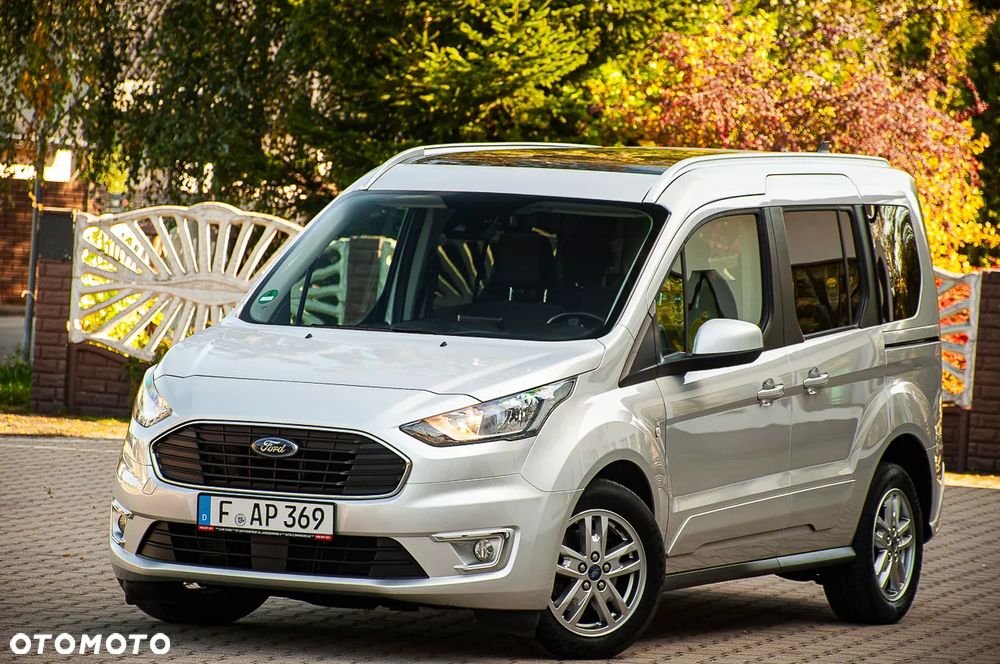 Ford Tourneo Connect 1.5 TDCi Start-Stop Titanium - 2