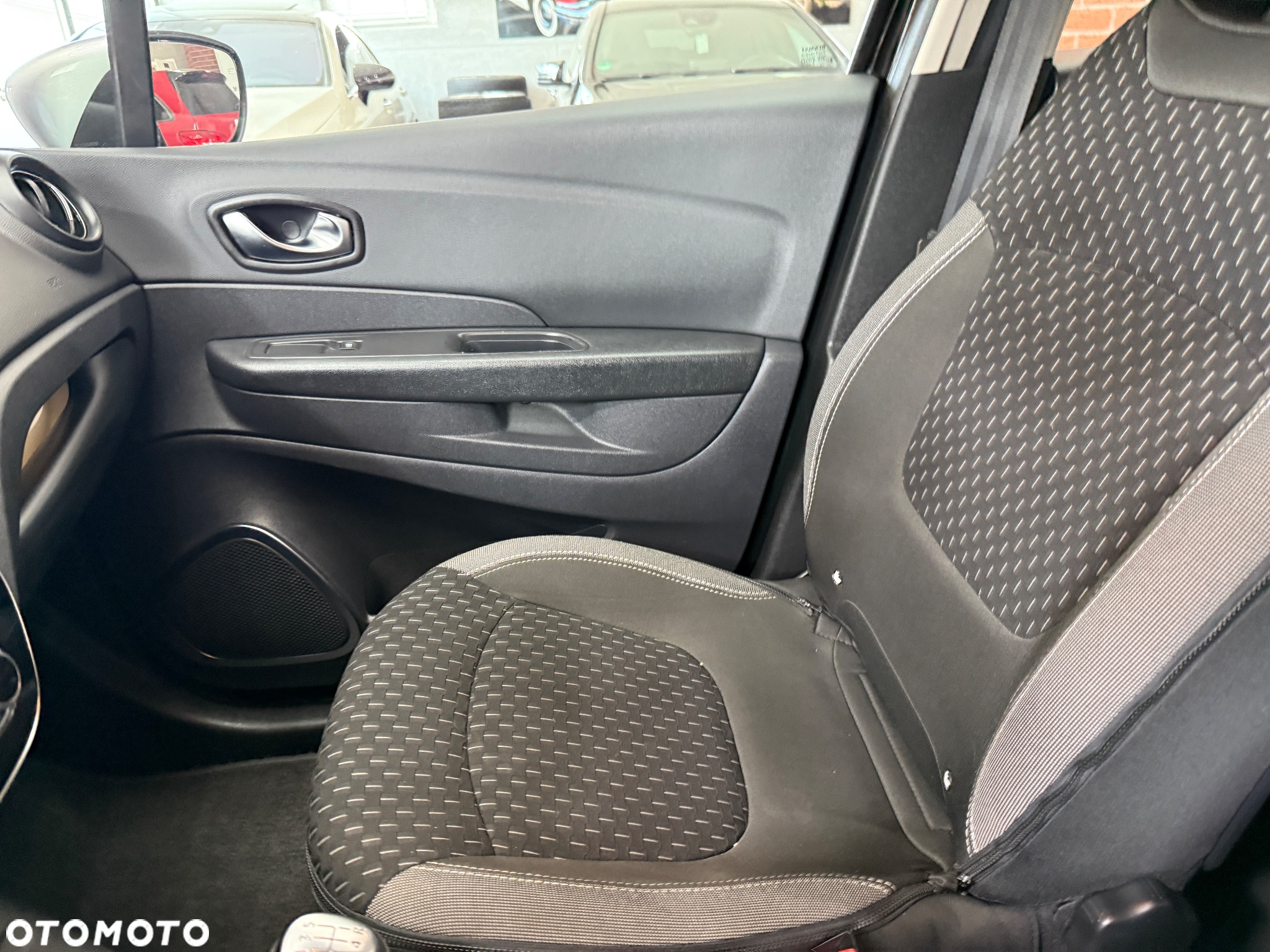 Renault Captur 0.9 Energy TCe Intens - 27