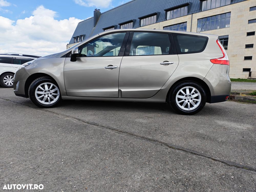 Renault Scenic 1.9 dCi FAP Privilege - 4