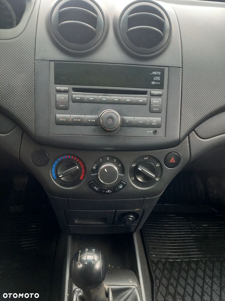 Chevrolet Aveo 1.2 16V Base (air4) - 7