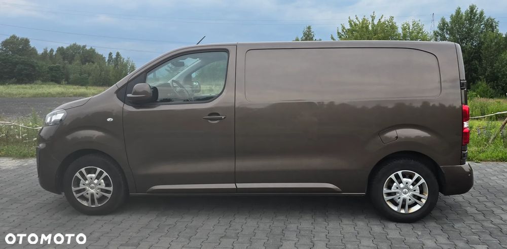 Opel Vivaro - 2