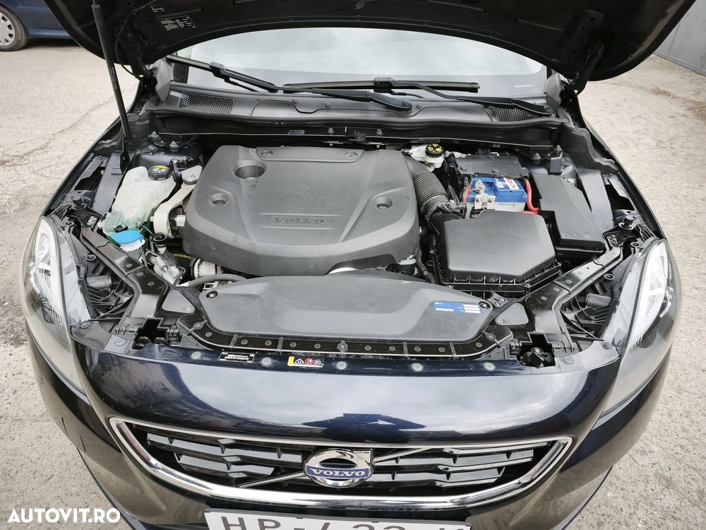 Volvo V40 - 11