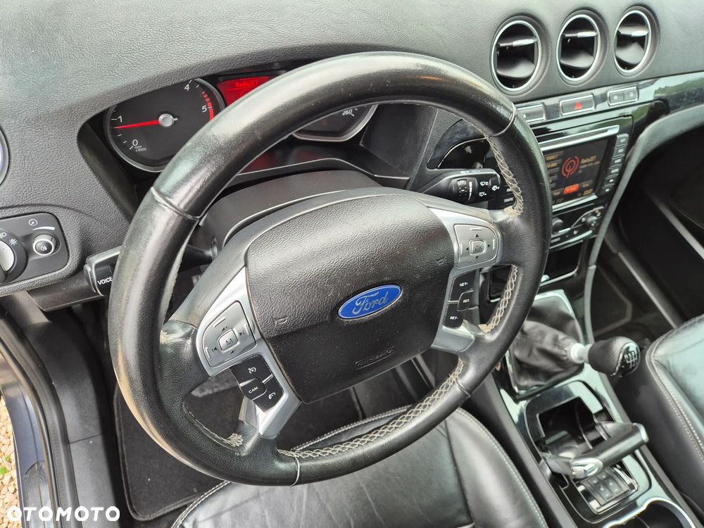 Ford Galaxy 2.0 TDCi Platinium X (Ghia) - 13