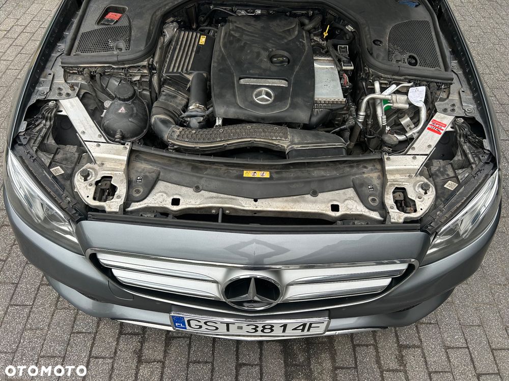 Mercedes-Benz Klasa E 200 9G-TRONIC Avantgarde - 21