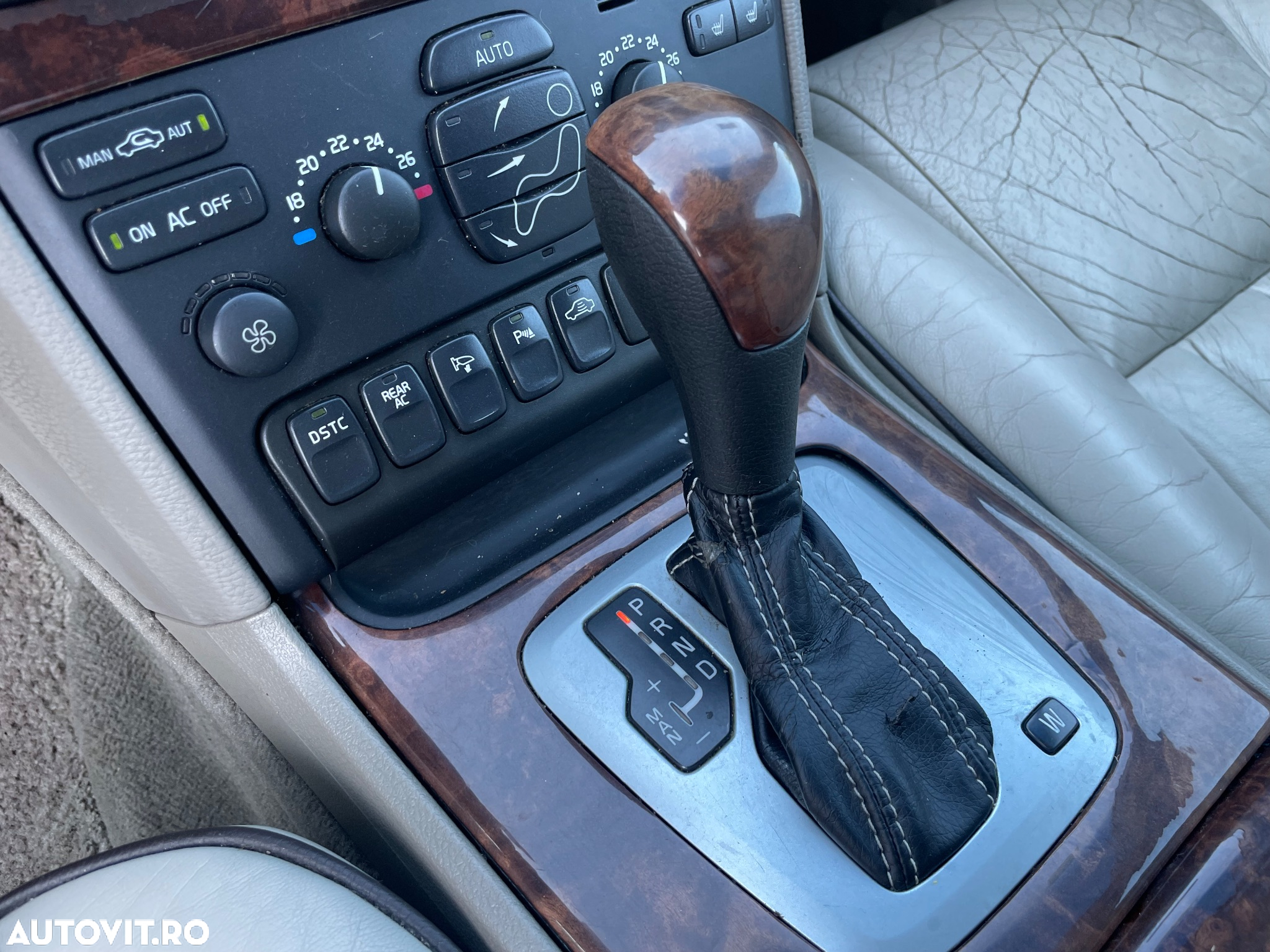 Volvo XC 90 - 22