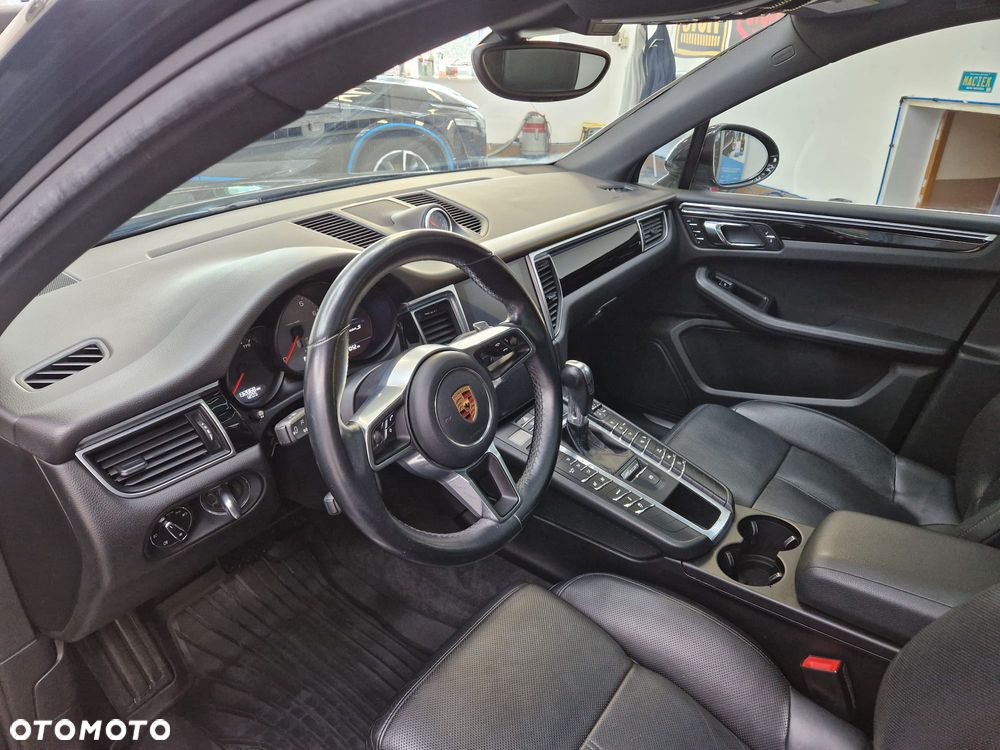 Porsche Macan S - 22