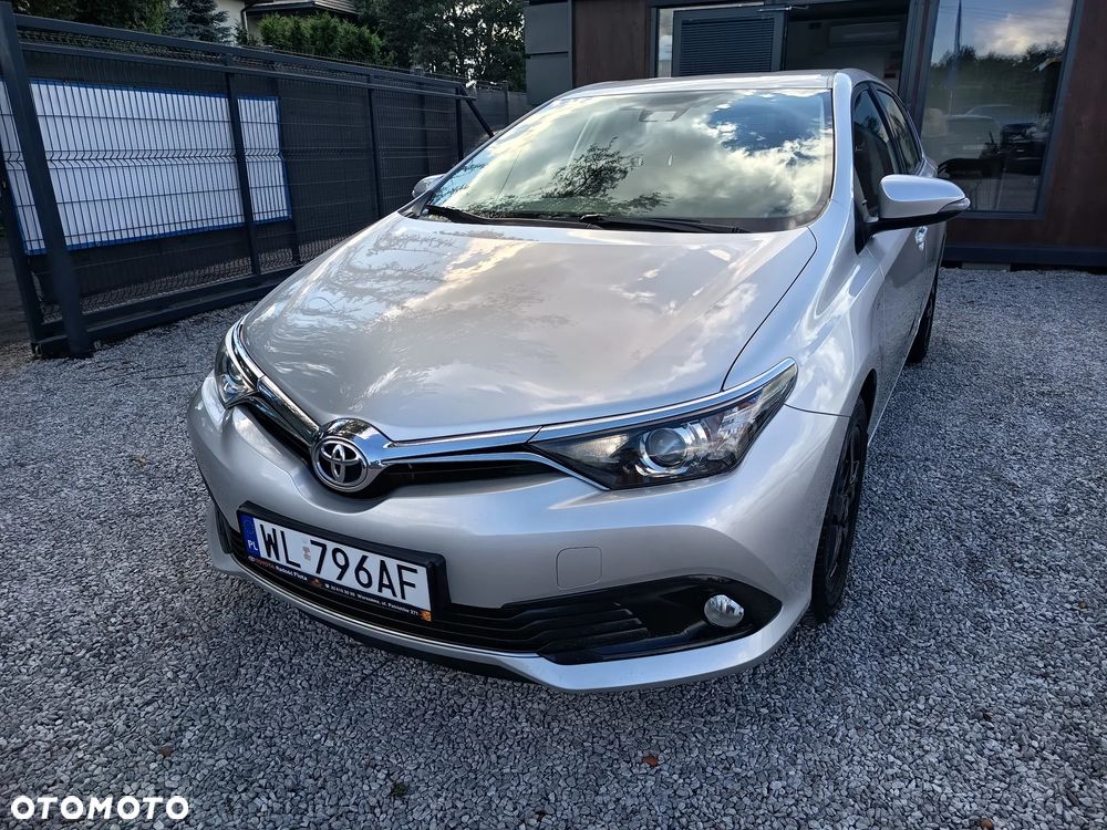 Toyota Auris 1.33 VVT-i Premium - 1