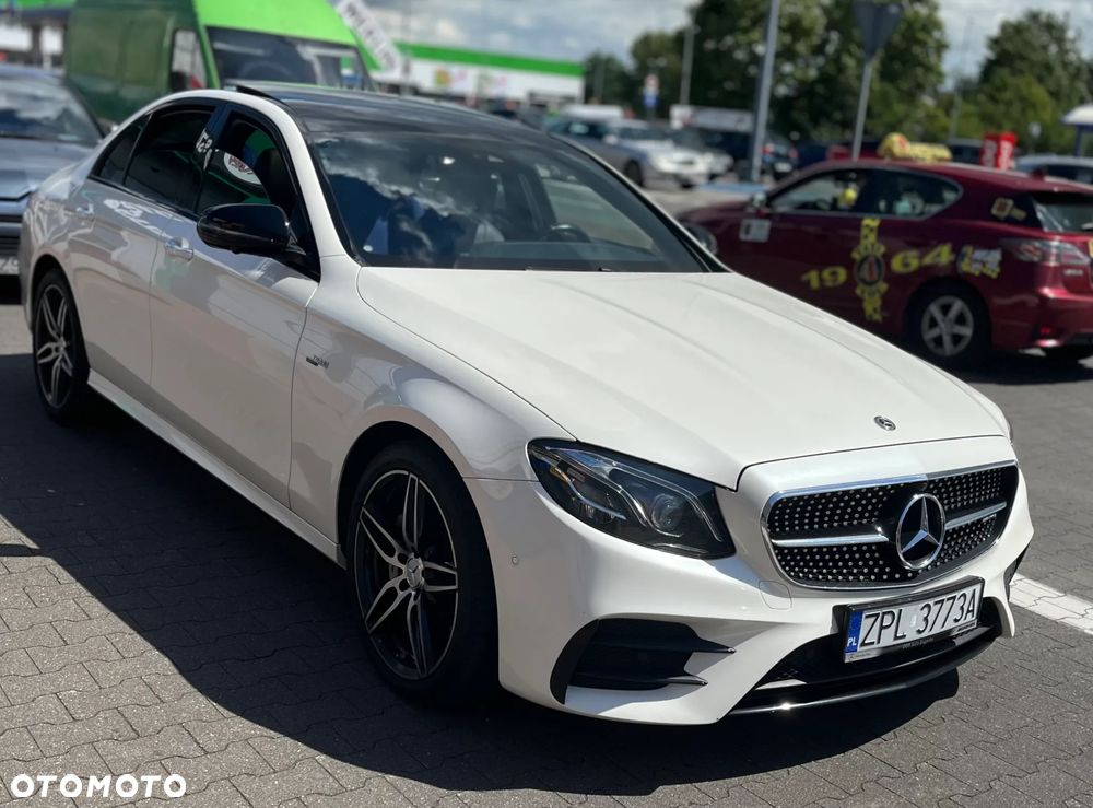 Mercedes-Benz Klasa E AMG 53 4-Matic+ - 14