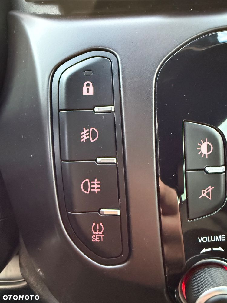 Alfa Romeo Giulietta 1.6 JTDM Veloce - 25