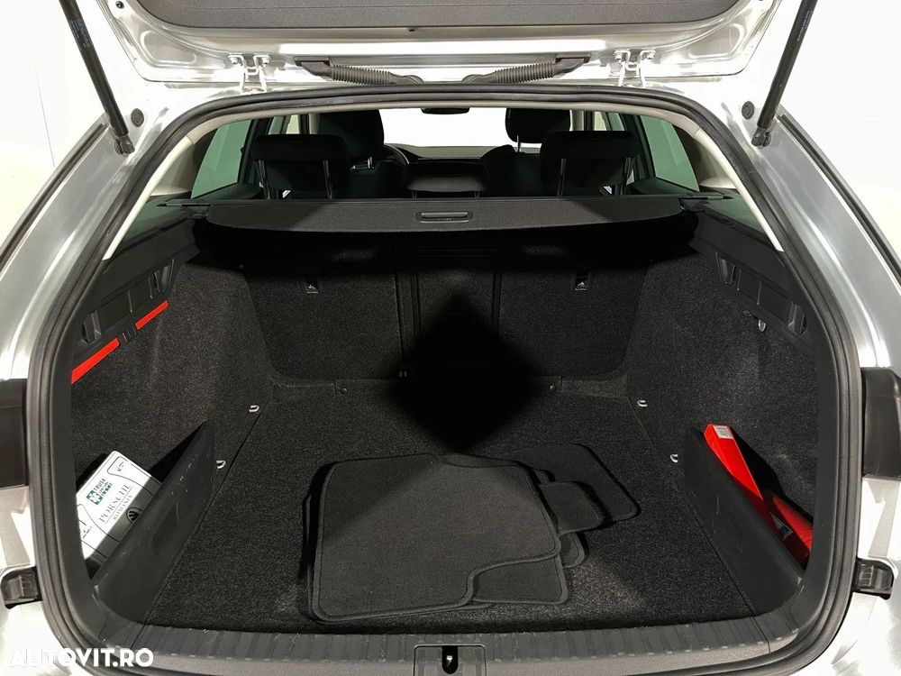 Skoda Octavia 2.0 TDI DSG Style - 13