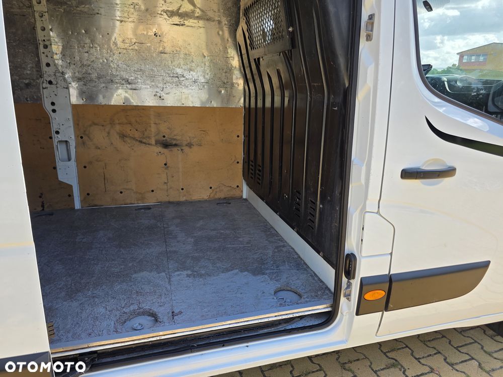 Renault Master - 15